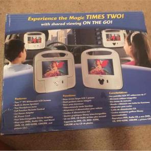 dual screen mobile DVD player for car