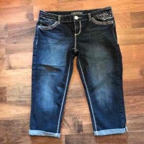 Maurice's Women's Denim Cropped 9/10