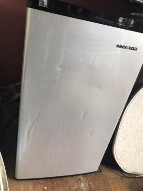 MINI FRIDGE 3.2cu