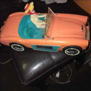 Antique radio car