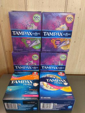 Four Tampax radiant tampons
