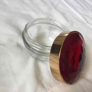 Glass jar