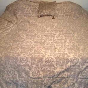 Queen/King Cherub Angel comforter +throw